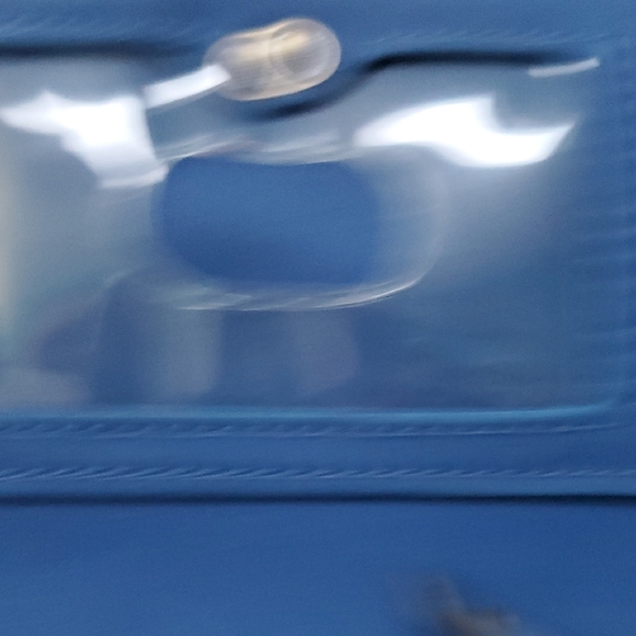 Fossil Blue Heart-Patterned Wallet - Picture 4 of 9